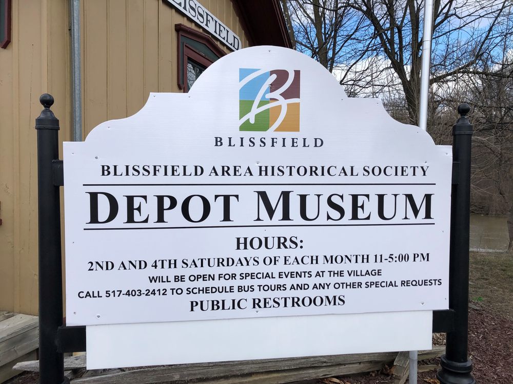 BLISSFIELD AREA HISTORICAL SOCIETY & DEPOT MUSEUM 105 N Lane St