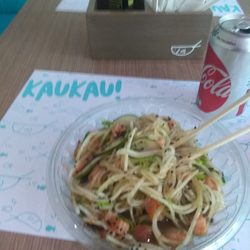 Kaukau - El Salmón awesome with long strips of cucumber.