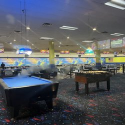 Millennium Bowl - Empty lanes we aren't allowed to play on