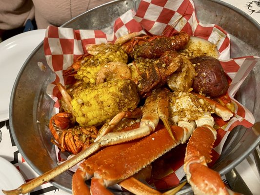 Million’s Crab Boiled Seafood - Ashwaubenon by null