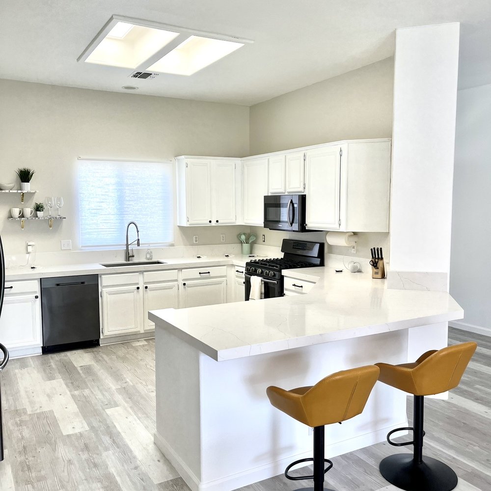 DeWolf Construction & Renovations - Kitchen - After - General Contractors Near Me - Rancho Mirage, California DeWolf Construction & Renovations - Kitchen - After - General Contractors Near Me - Rancho Mirage, California
