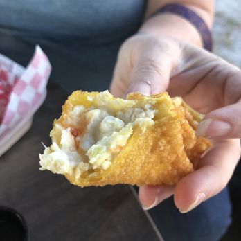Dre's Kitchen - Rangoons - Food Trucks Near Me - Branson, Missouri