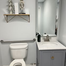 Bombshell Salon