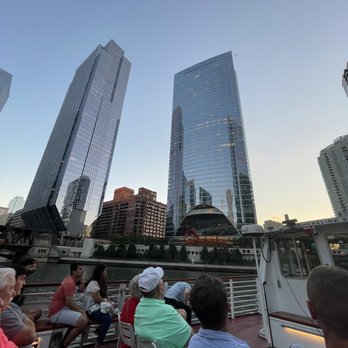 Shoreline Sightseeing - Architectural Tours Near Me - Chicago, Illinois Shoreline Sightseeing - Architectural Tours Near Me - Chicago, Illinois