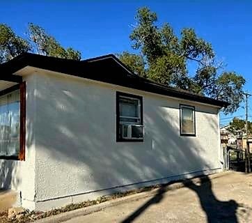 Slide of J&O Handy Services