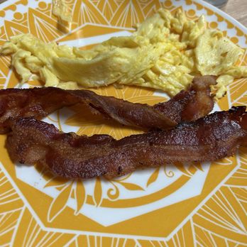 Mercer's Restaurant - Bacon and eggs - New American Near Me - Peoria, Arizona