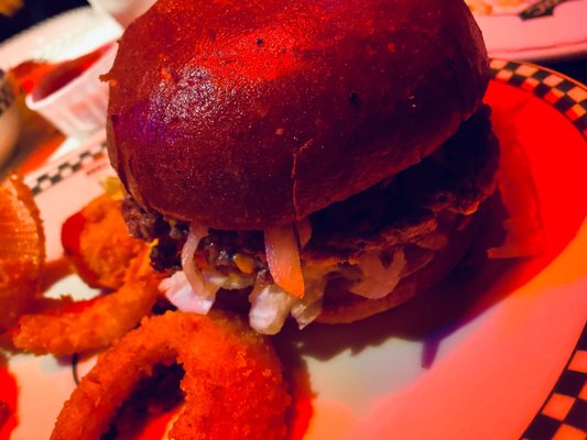 Barney's Beanery by null