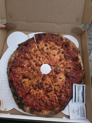 Ozzy's Apizza by null