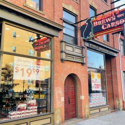 Buddy's Brews on Carson - Entrance