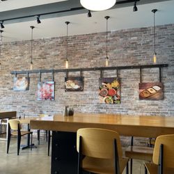 Moby Dick House of Kabob - Pikesville - Dining area