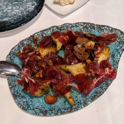 La Taberna Zíngara - Artichoke hearts with Iberian ham.