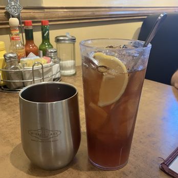Mirror Lake Diner - Cranberry mimosa and iced tea!! - Diners Near Me - Kamas, Utah