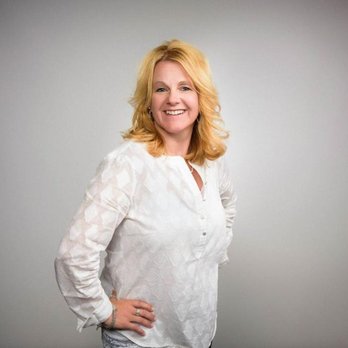 Angela Barnes-RE/MAX Top Executives - Real Estate Agents Near Me - Shelton, Washington Angela Barnes-RE/MAX Top Executives - Real Estate Agents Near Me - Shelton, Washington