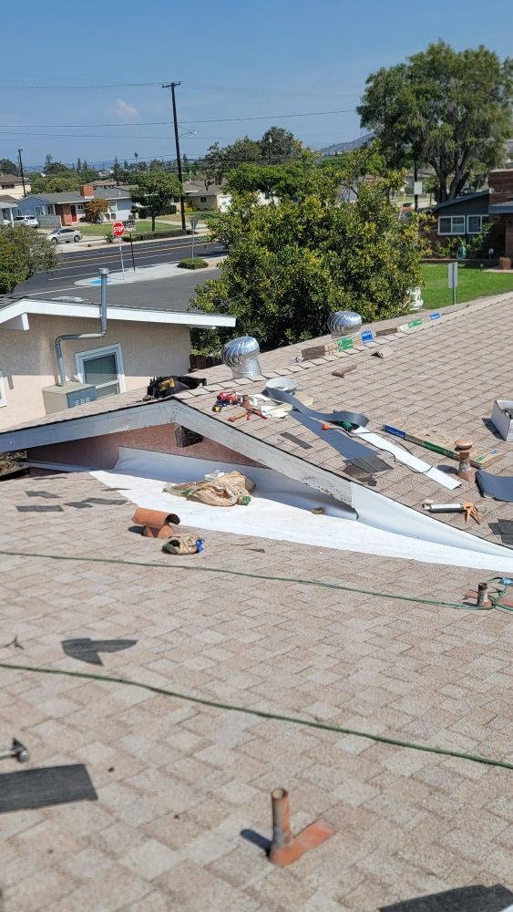 Slide of Jose Roofing Service