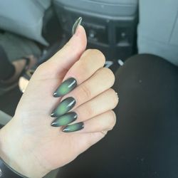 H&M Nails - Acrylic nails