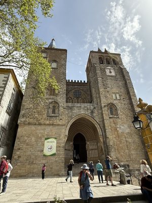 Cathedral of Évora by null