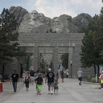 Mt. Rushmore - Landmarks & Historical Buildings Near Me - Keystone, South Dakota Mt. Rushmore - Landmarks & Historical Buildings Near Me - Keystone, South Dakota
