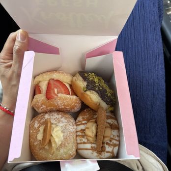 Cafe Knotted Arts District - yummmm - Donuts Near Me - Los Angeles, California Cafe Knotted Arts District - yummmm - Donuts Near Me - Los Angeles, California