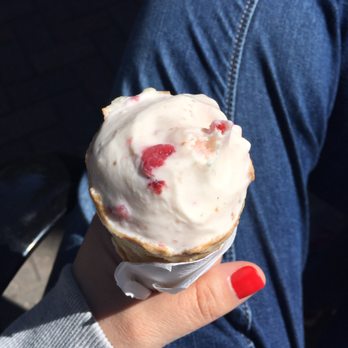Sundae - Vail - Ice Cream & Frozen Yogurt Near Me - Vail, Colorado Sundae - Vail - Ice Cream & Frozen Yogurt Near Me - Vail, Colorado