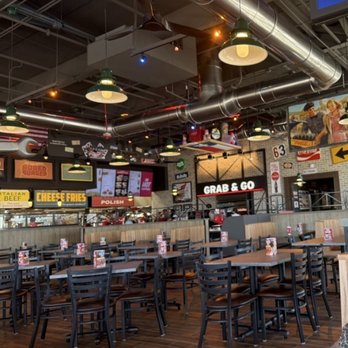 Portillo's El Paso - Portillo's Inside - Hot Dogs Near Me - El Paso, Texas Portillo's El Paso - Portillo's Inside - Hot Dogs Near Me - El Paso, Texas