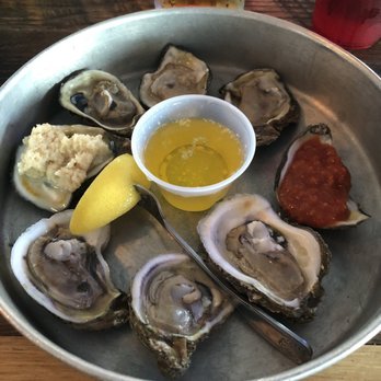 Bunky's Raw Bar & Grill - Bunky 's Fresh Shucked Oysters Steamed - Sports Bars Near Me - Indialantic, Florida Bunky's Raw Bar & Grill - Bunky 's Fresh Shucked Oysters Steamed - Sports Bars Near Me - Indialantic, Florida
