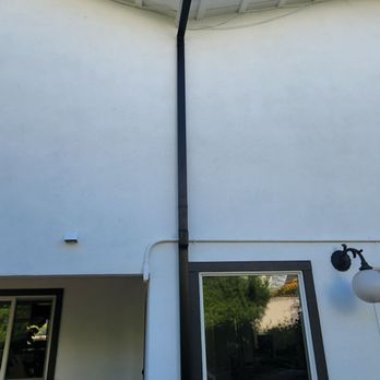 USA Metal Construction - Valley spout (problematic area). Fascia previously rotten due to water spillage. - Gutter Services Near Me