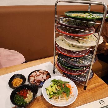 Quan Nhii - Basic Tower for Thịt Heo quay option. - Vietnamese Near Me - Westminster, California