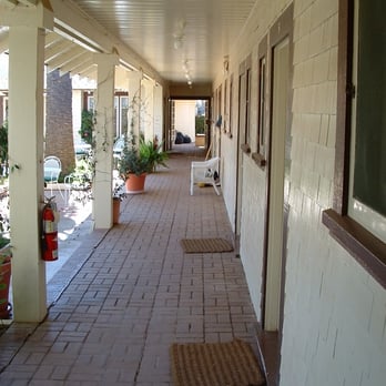 Banning House Lodge - Banning House Lodge - Bed & Breakfast Near Me - Avalon, California Banning House Lodge - Banning House Lodge - Bed & Breakfast Near Me - Avalon, California