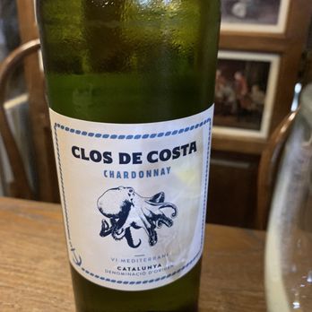 Anduriña - Table wine - Bars Near Me - Barcelona, B Anduriña - Table wine - Bars Near Me - Barcelona, B