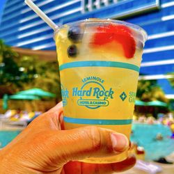 Beach Club Bar & Grill - Seminole Hard Rock Hollywood