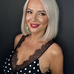 Pamper Parlour Beauty Salon - Makeup and hairstyle by Kara
#makeup #hairandmakeup #hair #hairstyle #blond