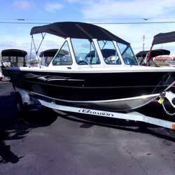 River Marine Sales & Service - Alumaweld Stryker