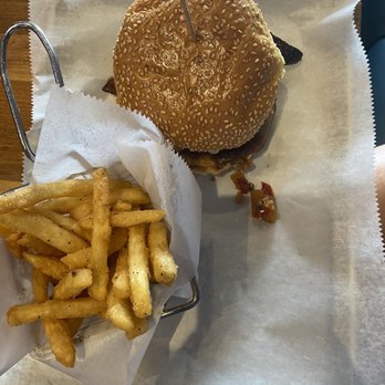 Brgr Stop - Ghost burger - American Near Me - Fort Lauderdale, Florida