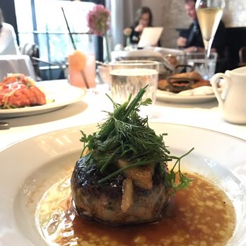 Le Coucou - Chicken and foie gras, roasted pinapple - French Near Me - New York, New York