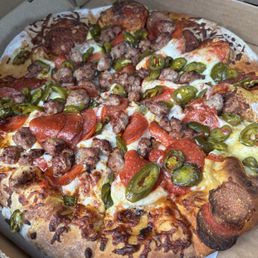 Sausage, pepperoni, jalapeño large pizza