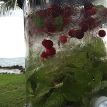 Maui Bars are Us - Caterers Near Me