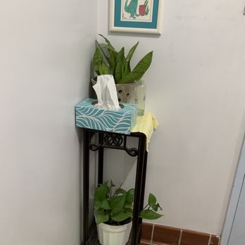 Anthony Cheing, DDS - AMC Dental Group - Stool for kids in restroom - General Dentistry Near Me - San Gabriel, California Anthony Cheing, DDS - AMC Dental Group - Stool for kids in restroom - General Dentistry Near Me - San Gabriel, California