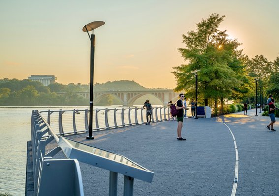 Georgetown Waterfront Park by null