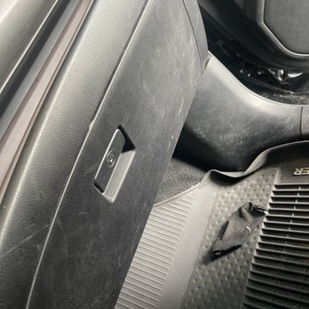 Mister Car Wash - Auto Detailing Near Me - Cedar Rapids, Arizona