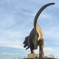 Dinosaurier Museum Altmühltal - T-Rex behind.