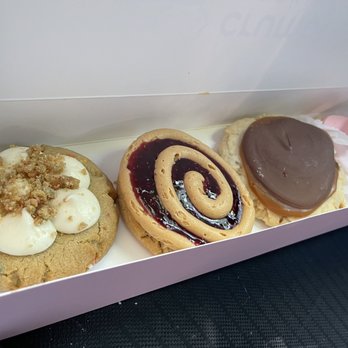 Crumbl - Chico - Bakeries Near Me - Chico, California Crumbl - Chico - Bakeries Near Me - Chico, California