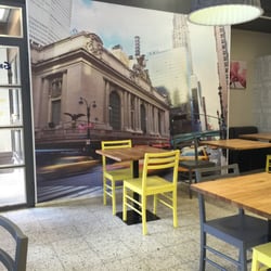 Smiley's Döner - Wall mural next to entrance.