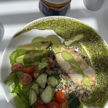 Destiny Coast - Protein bowl with chicken, fresh veggies, and ancient grains. - Breakfast & Brunch Near Me - San Diego, California Destiny Coast - Protein bowl with chicken, fresh veggies, and ancient grains. - Breakfast & Brunch Near Me - San Diego, California