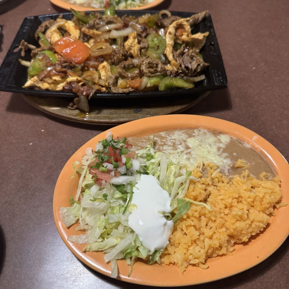 Los Portales - Fajitas for two - Mexican Near Me - Hayward, Wisconsin