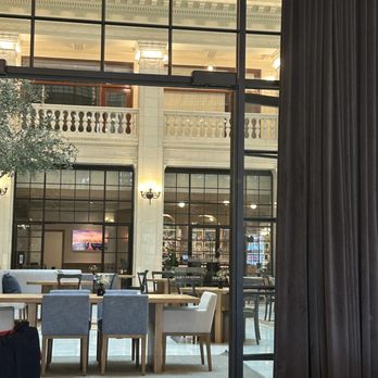The Exchange - View into the atrium from the first restaurant/bar room - Bars Near Me - Chicago, Illinois The Exchange - View into the atrium from the first restaurant/bar room - Bars Near Me - Chicago, Illinois
