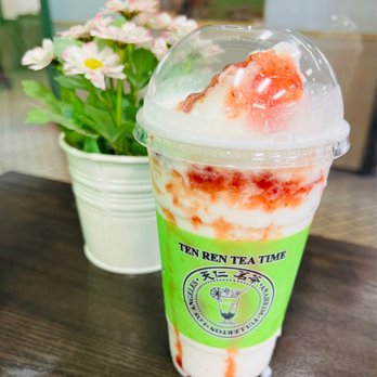 Ten Ren's Tea Time - Strawberry Coconut Coolers! Basically a coconut smoothie with strawberry drizzle. - Coffee & Tea Near Me - Los Angeles, California Ten Ren's Tea Time - Strawberry Coconut Coolers! Basically a coconut smoothie with strawberry drizzle. - Coffee & Tea Near Me - Los Angeles, California