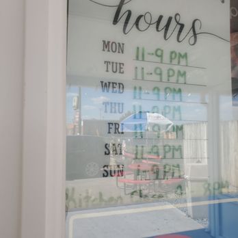 Arrow Queen - Hours - Ice Cream & Frozen Yogurt Near Me - New Carlisle, Ohio Arrow Queen - Hours - Ice Cream & Frozen Yogurt Near Me - New Carlisle, Ohio