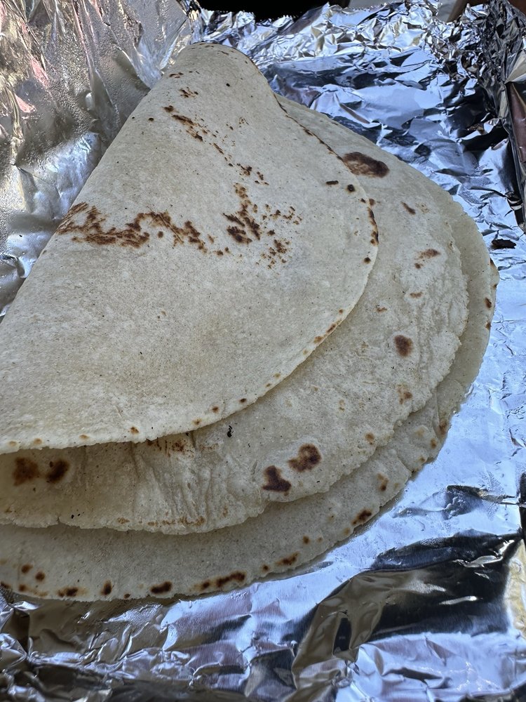 Las Flores Comida Mexicana