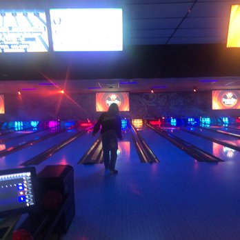 Dunedin Lanes - Bowling Near Me - Dunedin, Florida