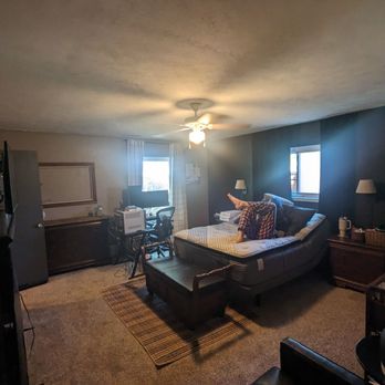 Simplify my Space  - We can walk freely in here again! - Home Organization Near Me